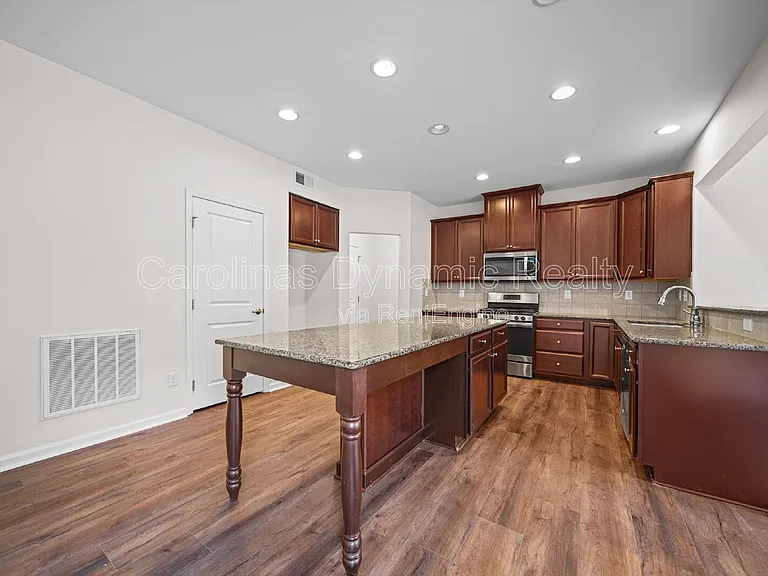 1793 Mill Creek Ln SW — Photo 12