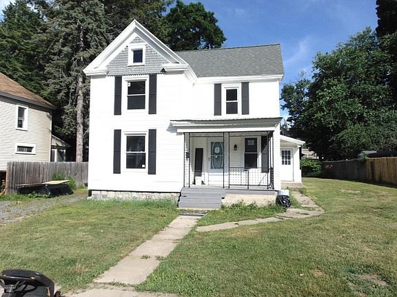 2nd image of 5 Weston Ave