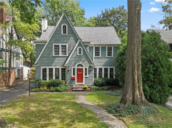 3319 Kenmore Rd, Shaker Heights, OH 44122