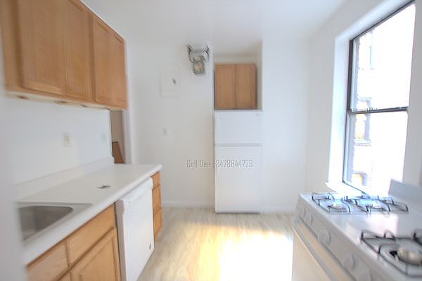 1st image of 201 W 108th St #55