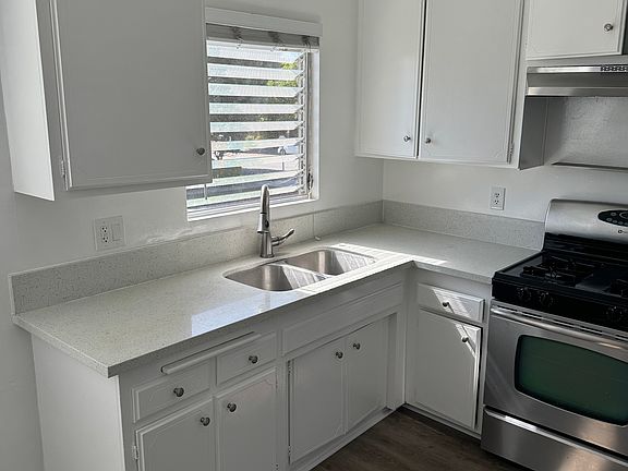 4th image of 1257 12th St #3-D