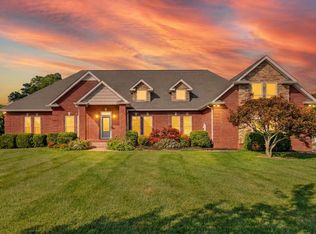 476 Maxshire Ct, Clarksville, TN 37043