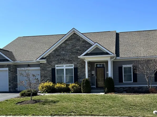 12908 Hawkins Cir Unit 32, Hagerstown, MD 21742