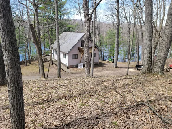2538 7 3/4 St, Cumberland, WI 54829