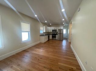 73 Merriam St #2A, Somerville, MA 02143
