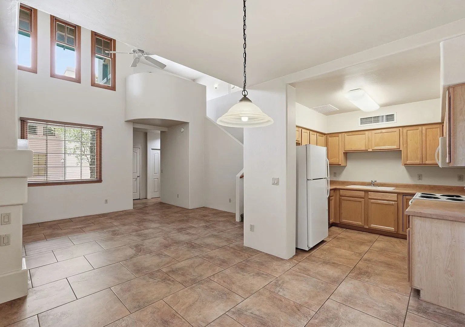 630 E. Harvill Dr. Unit #108 — Photo 4