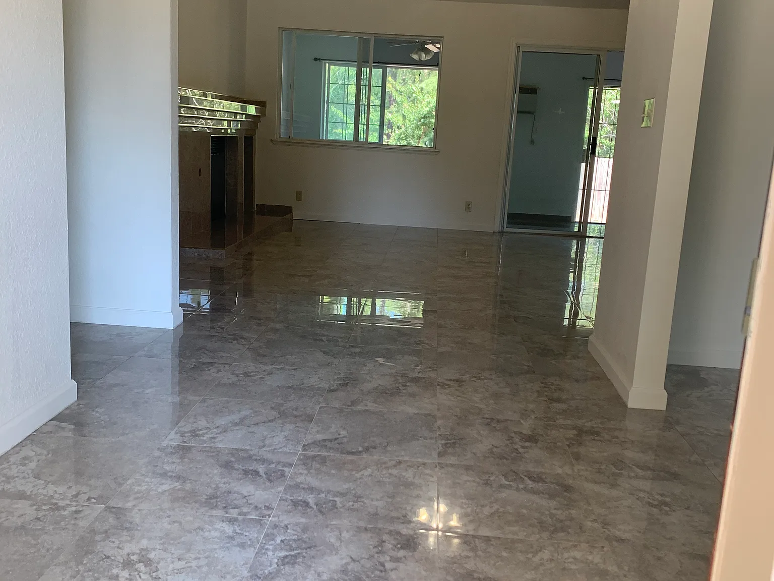 Lakewest Dr, Chico — Photo 2
