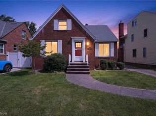 8020 Whitehaven Dr, Parma, OH 44129