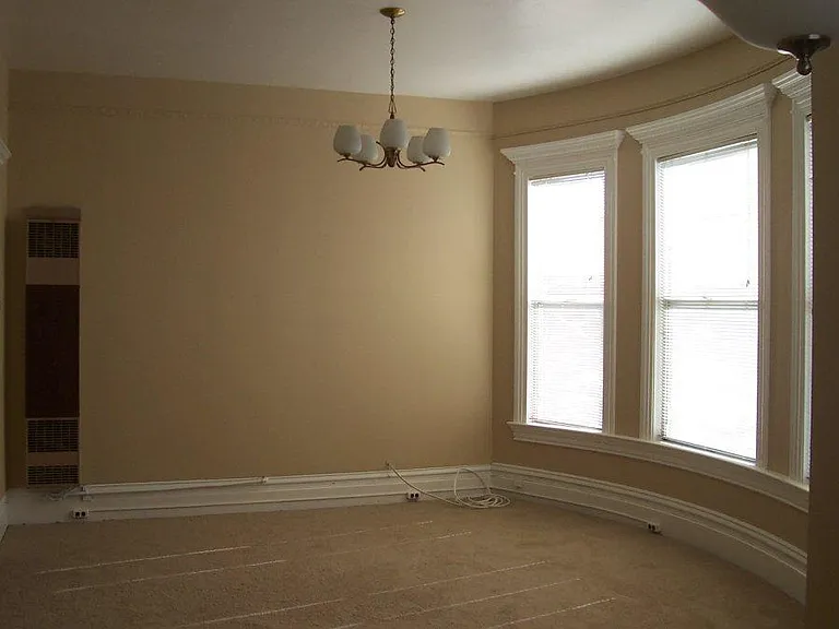 929 Taylor Ave #C — Photo 2
