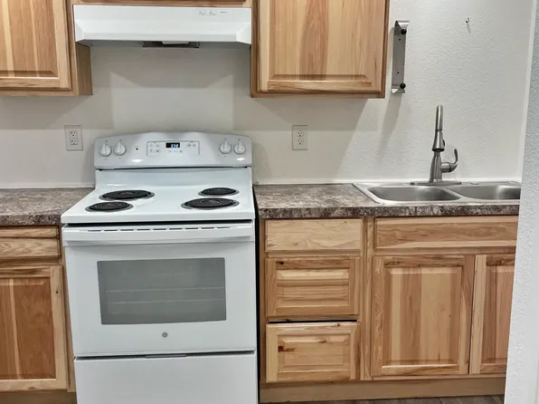 115 SE 6th St, Pendleton, OR