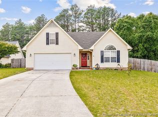 117 Dolphin Dr, Raeford, NC 28376