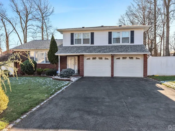 221 Garfield St, Edison, NJ 08820