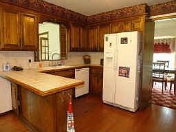Spacious Kitchen