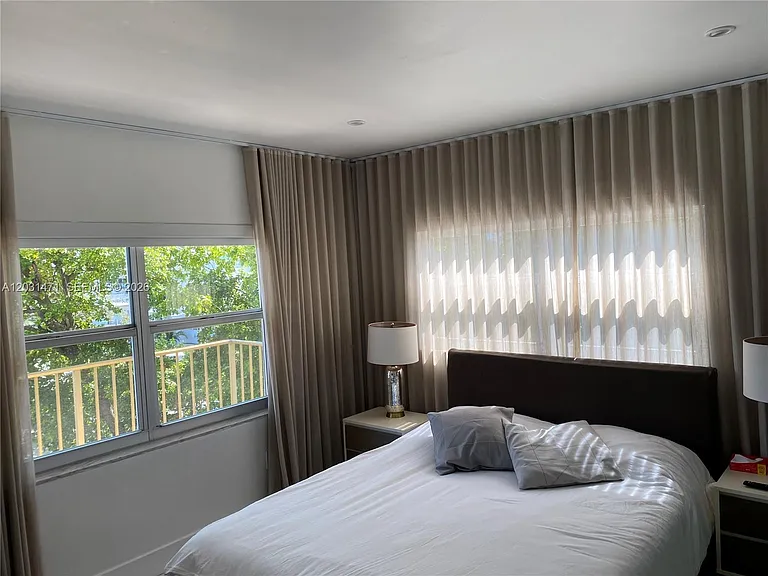 1540 Meridian Ave #4K — Photo 9