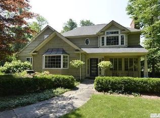 14 Conscience Cir, Setauket, NY 11733