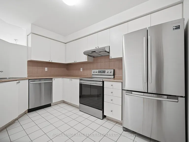 5255 Palmetto Pl #176 — Photo 11