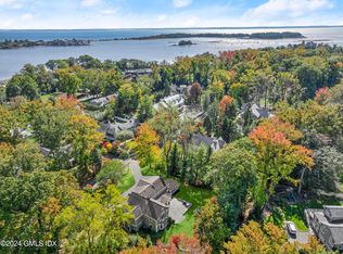 29 Grossett Rd, Riverside, CT 06878