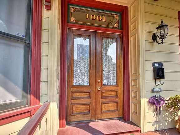4th image of 1001 F St APT A