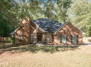 165 Parkwood Ln, Fayetteville, GA 30215