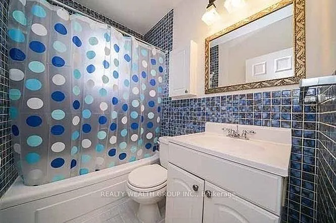 271 McConvey Dr — Photo 10