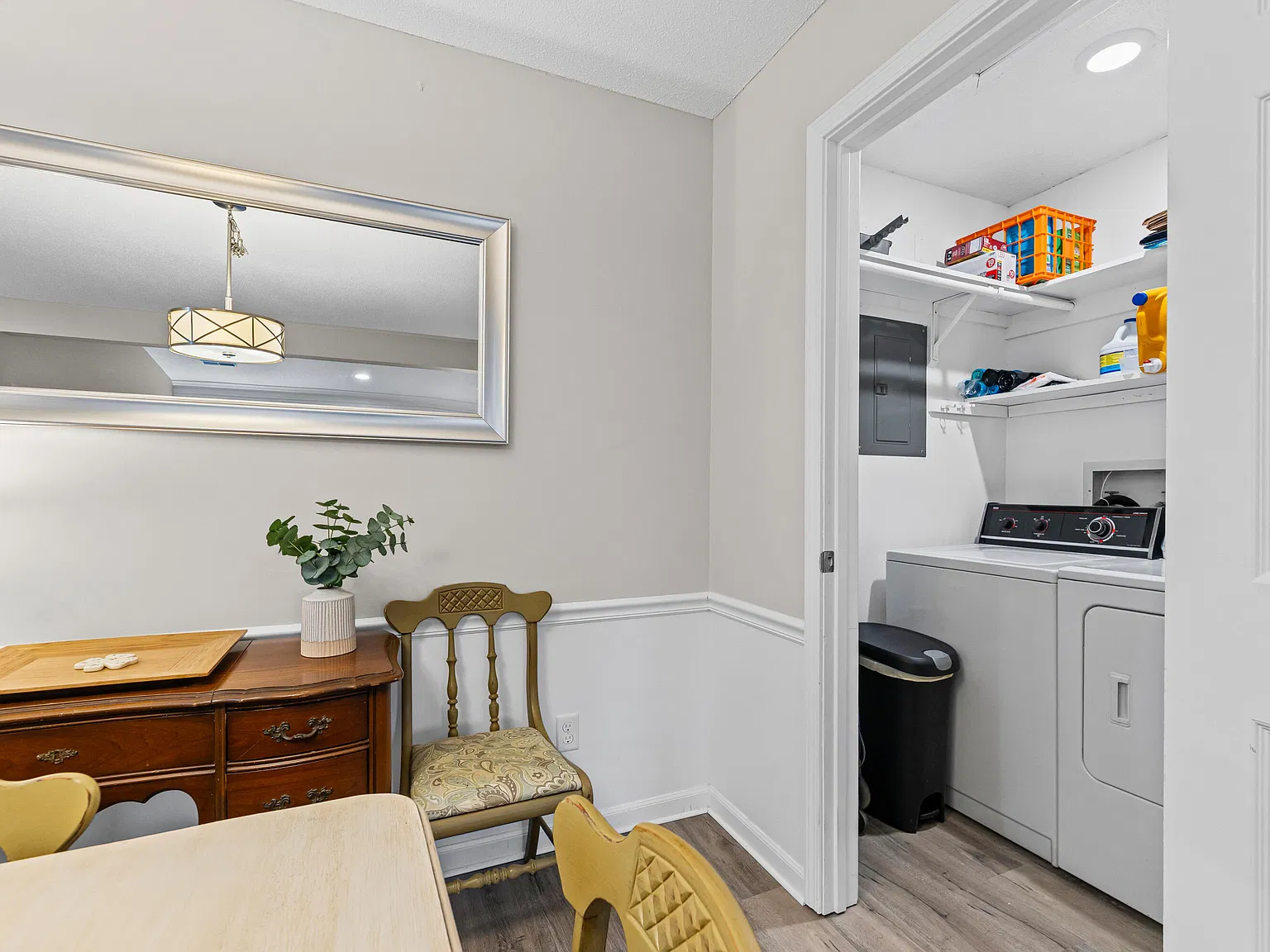 2 bed, 2.0 bath, 1100 sqft, $2,300 — Photo 4