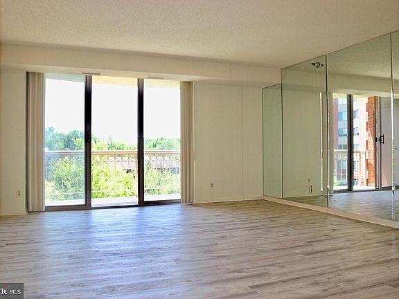 5th image of 5802 Nicholson Ln #2-505