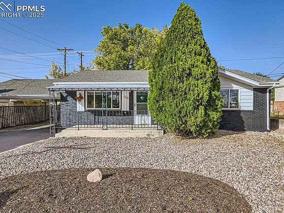2nd image of 2638 E Bijou St