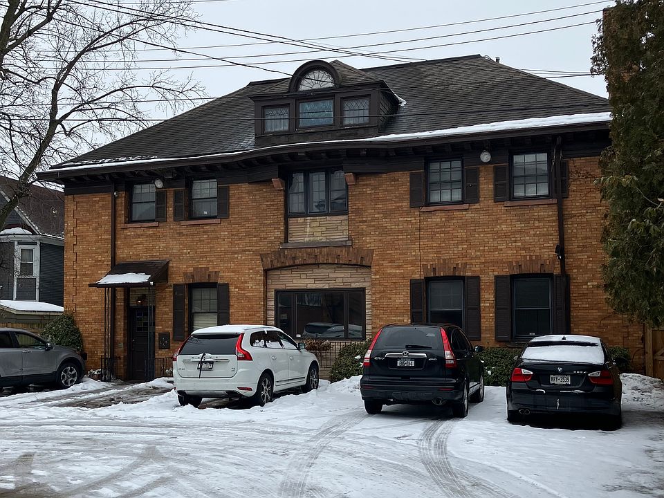 1st image of 572 Richmond Ave Floor 1