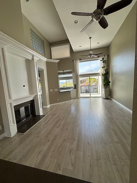living room and kitchen view