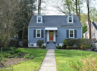 6931 Custis Pkwy, Falls Church, VA 22042