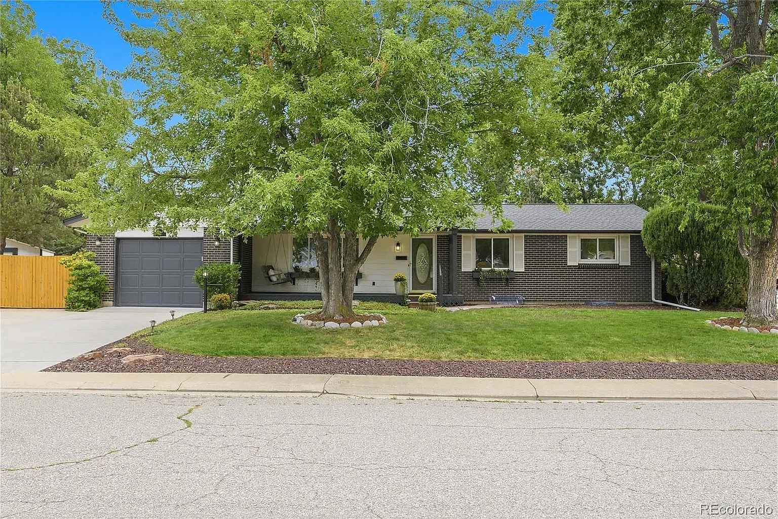 3 bed, 2452 sqft, $2,750 — Photo 1