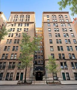 325 W 45th St APT 520, New York, NY, 10036