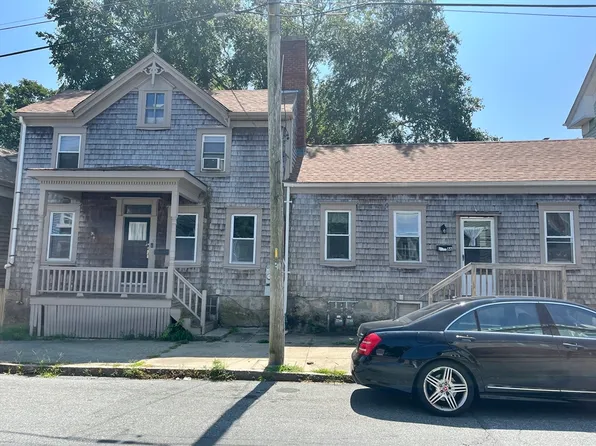 64-66 Bedford St, New Bedford, MA 02740