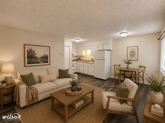 3rd image of 702 N 2nd St APT 9