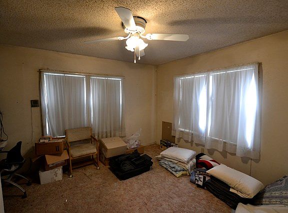 3rd image of 310 Penwell Ave