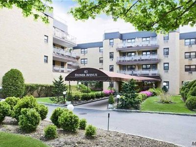 40 Stoner Ave APT 2U, Great Neck, NY, 11021