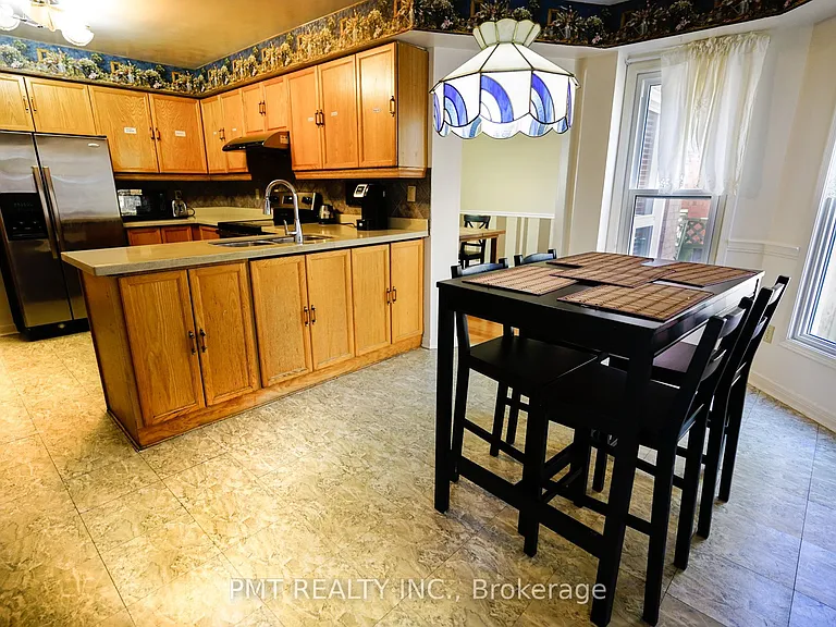 26 Dartmoor Dr #MAIN — Photo 7