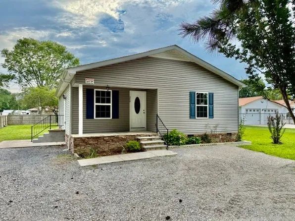 208 Broadrick St, Tullahoma, TN 37388