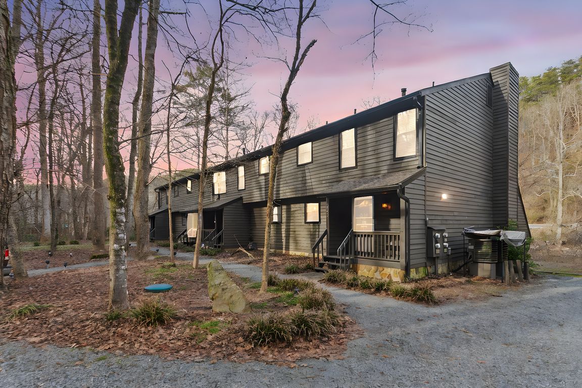 641 Riverside Dr Ellijay GA30540_037 day to dusk.jpeg