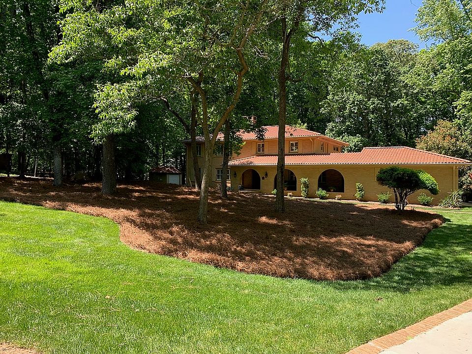 1st image of 3230 Valentine Ln