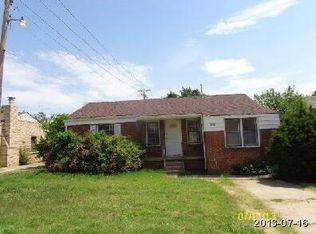 204 E Jacobs Dr, Midwest City, OK 73110