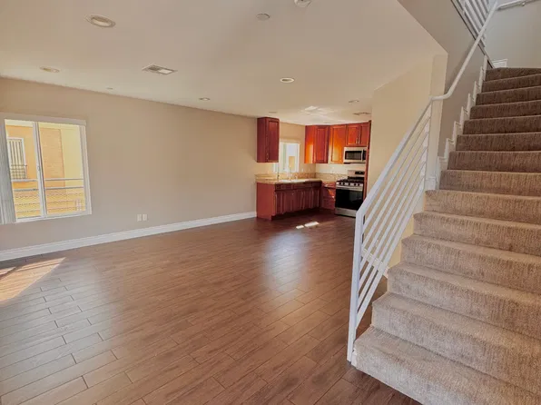 14004 Doty Ave APT 108, Hawthorne, CA 90250