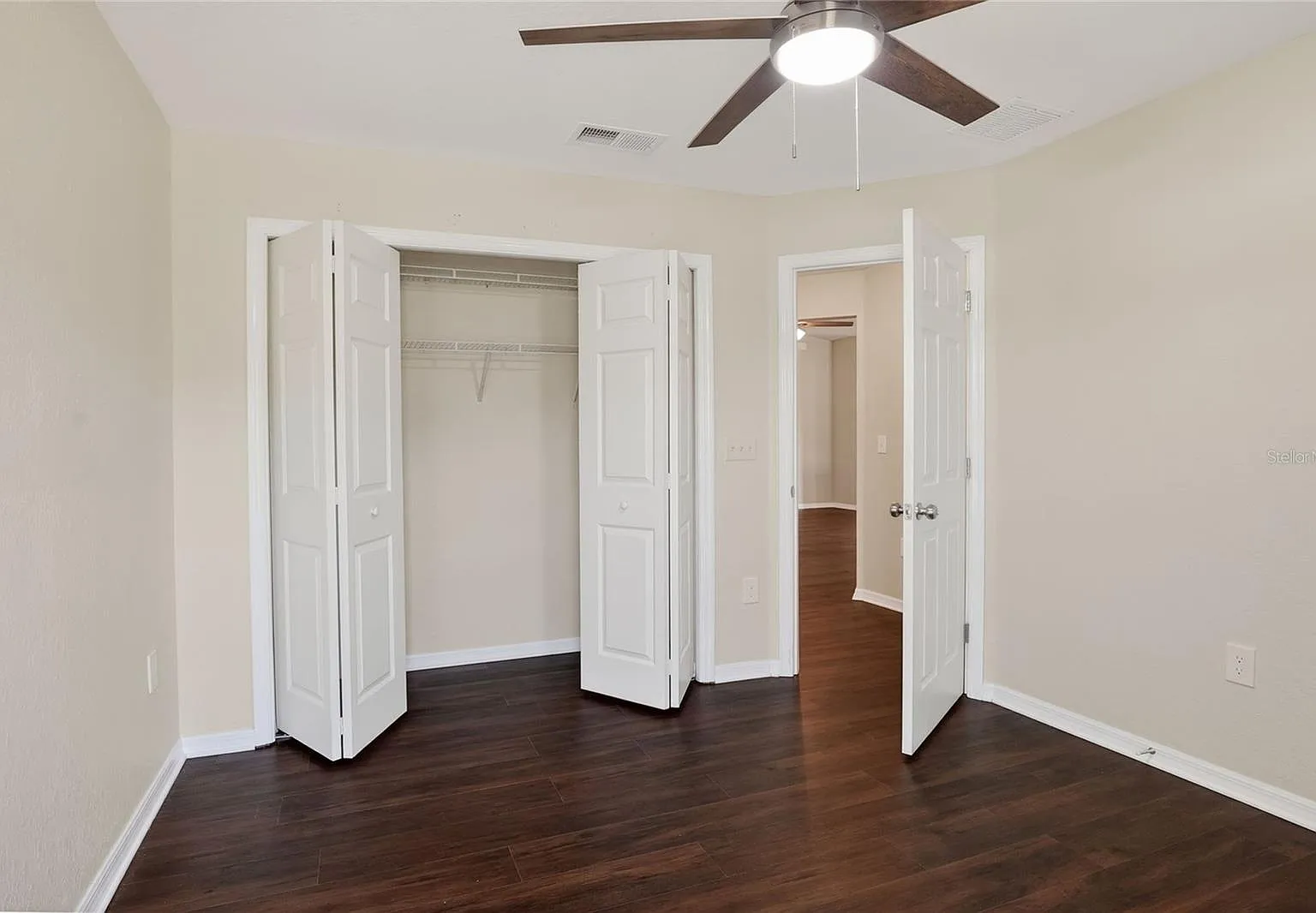 780 Overlook Grove — Photo 3