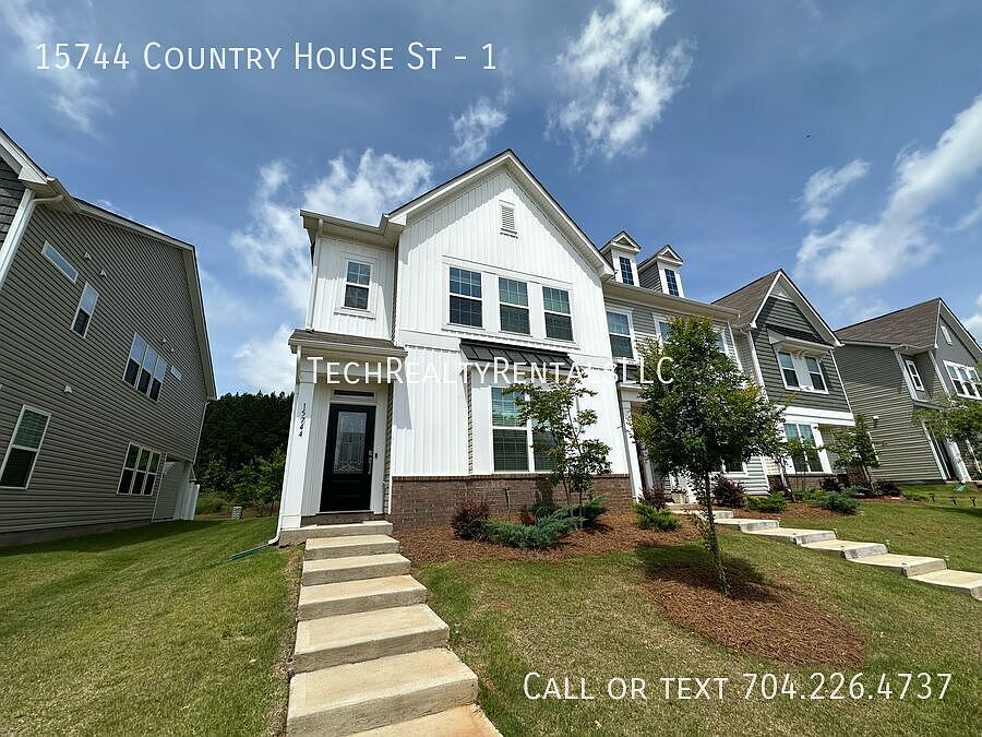 2nd image of 15744 Country House St #1