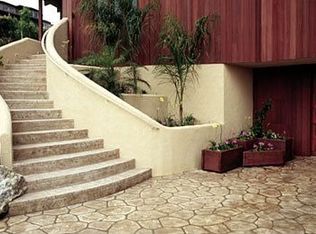 15 Brook Dr, New Fairfield, CT 06812