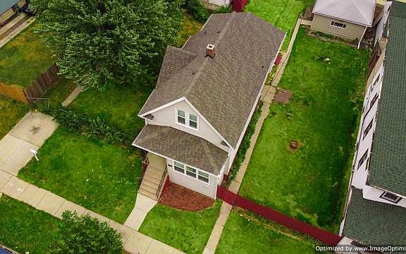 4th image of 217 26th Ave