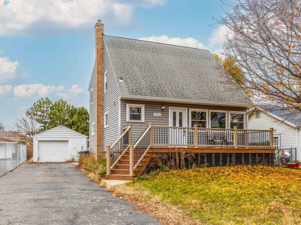 516 N Emroy Ave, Elmhurst, IL 60126