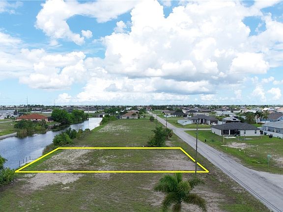 2nd image of 618 NW 9th St