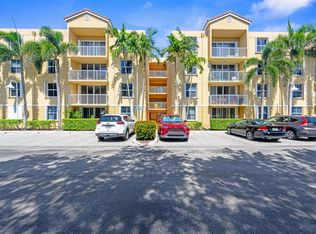 619 E Sheridan St APT 106, Dania, FL 33004