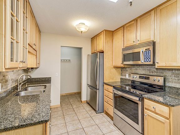 5th image of 1725 Dellwood Ave APT 203